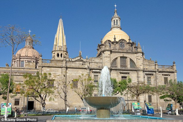 
Nhà thờ Guadalajara ở Jalisco (Mexico).
