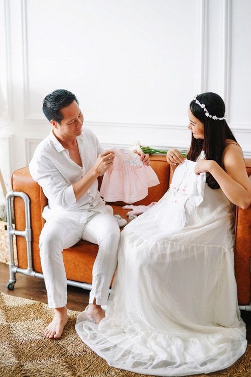 Tôi không phải là người mẹ may mắn nhất. Anh An và tôi rất rõ ràng. Đây là quà tặng choBồ Câu, bản thân tôi chỉ ở ké con gái mà thôi”, cô hài hước phủ nhận thông tinđược ông xã cưng chiều.