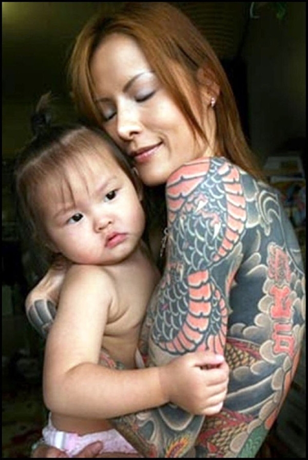 Hiện tại Shoko cảm thấy hạnh phúc khi trở thành một bà mẹ đơn thân.
