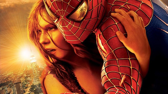 
 Spider-Man 2: Công chiếu vào năm 2004, tác phẩm của đạo diễn Sam Raimi viết tiếp câu chuyện Người nhện với bộ ba diễn viên Tobey Maguire, Kirsten Dunst và James Franco. Phim thu về gần 800 triệu USD doanh thu toàn cầu và đoạt giải Oscar Hiệu ứng hình ảnh xuất sắc. New York Times từng bình luận đây là “phim siêu anh hùng rất thành công, sát nguyên tác và rất ấn tượng”. Chuyên gia Peter Travers của Rolling Stone thừa nhận là fan cứng của Spider-Man do Tobey Maguire đóng và không thể mê nổi phiên bản của Andrew Garfield.
