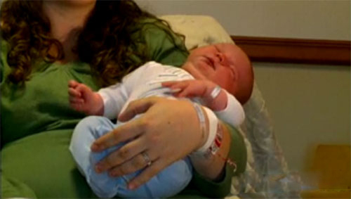 
Kendall Stewardson đã sinh được một cậu con trai nặng tới 6kg.
