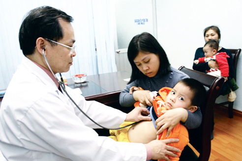 
Đến nay, TP HCM đã có 136/319 trạm y tế phường, xã thành lập 1 phòng khám bác sĩ gia đình với cơ cấu từ 1 bàn khám. Ảnh: P.V
