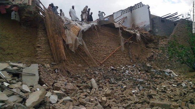 
Động đất làm rung chuyển nhiều khu vực ở Afghanistan và ảnh hưởng tới nhiều vùng ở hai nước láng giềng Pakistan và Ấn Độ.
