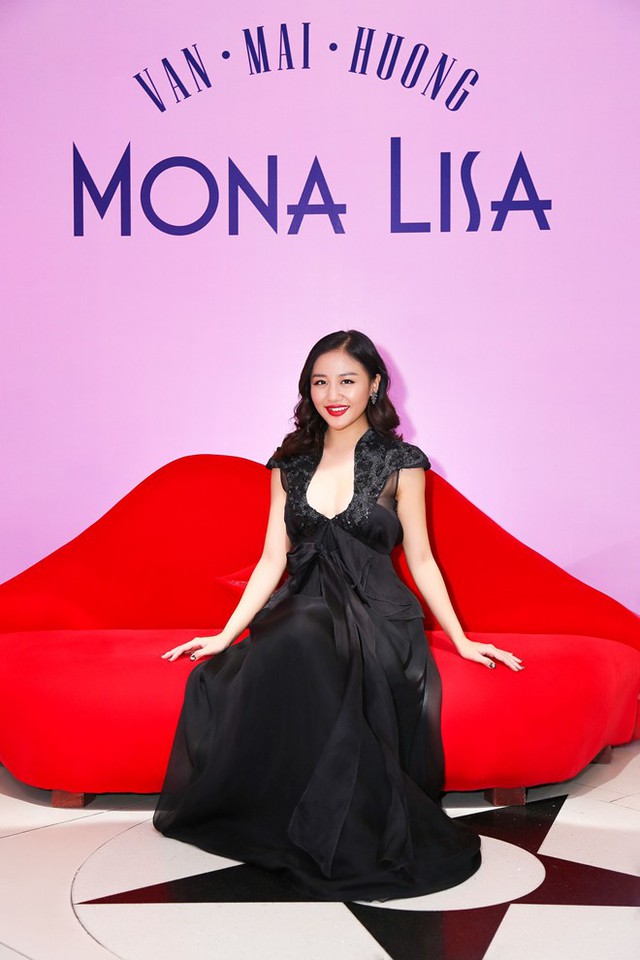 
Văn Mai Hương dốc hết tâm huyết cho MV Mona Lisa đánh dấu ngày trở lại.
