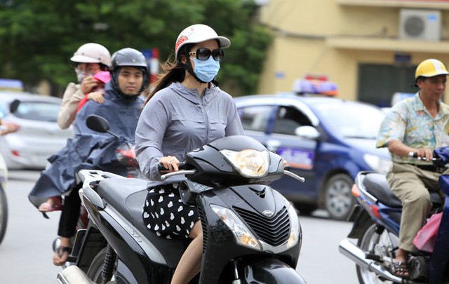 Hà Nội, gió lạnh đầu mùa, áo rét