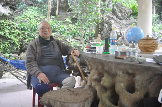 Sau những cuộc thử nghiệm ướp x&aacute;c bằng c&aacute;c nguy&ecirc;n liệu qu&yacute; hiếm, người đ&agrave;n &ocirc;ng n&agrave;y vẫn chưa h&agrave;i l&ograve;ng. Ảnh: T.G