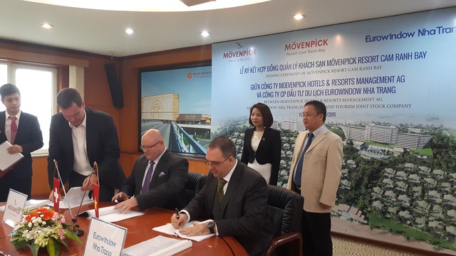 
Eurowindow Nha Trang ký  hợp đồng quản lý khu khách sạn Mövenpick Rersort Cam Ranh BayBay với Tập đoàn Mövenpick Hotels & Resorts
