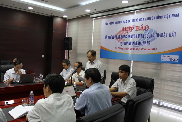 Quang cảnh buổi họp báo. Ảnh Đức Hoàng