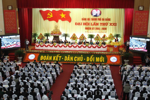 Đại hội Đảng bộ TP Đà Nẵng lần thứ XXI, nhiệm kỳ 2015-2020 chính thức khai mạc vào sáng 15/10. Ảnh Đức Hoàng