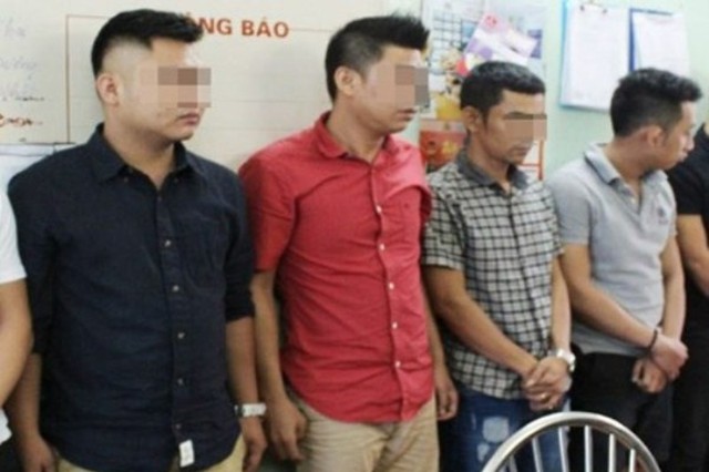 C&aacute;c đối tượng bị tạm giữ.