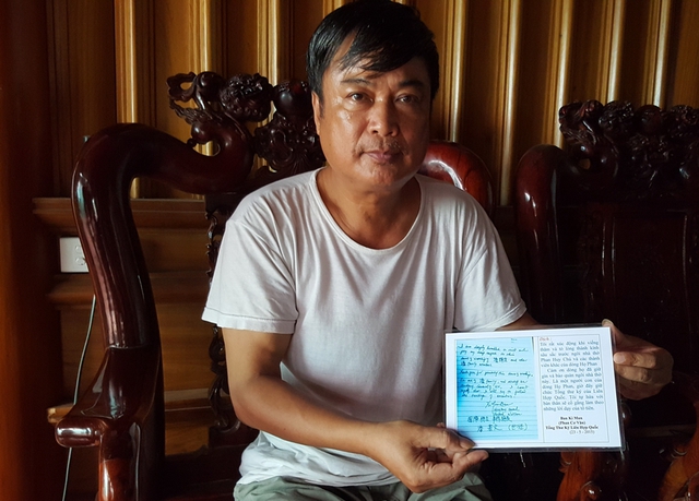 Ông Phan Huy Thành, Trưởng chi 2, dòng họ Phan Huy cùng bút tích của ông Ban Ki-moon