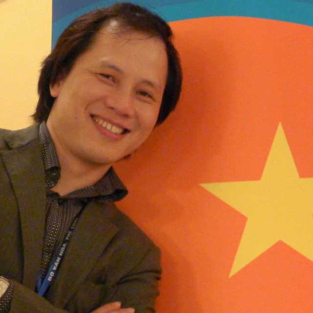 
Trần Nhất Hoàng - cựu thành viên Ban nhạc Bức Tường
