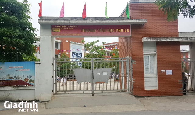 
Trường Tiểu học Phú La nằm trong Khu đô thị Văn Phú, thuộc phường Phú La, quận Hà Đông. Chủ đầu tư là Công ty Cổ phần Đầu tư Văn Phú – Invest và tổng mức đầu tư gần 45 tỉ đồng .
