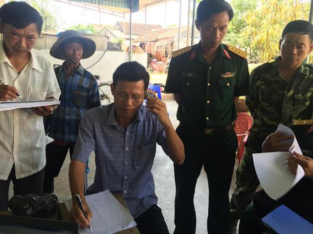Lực lượng chức năng sáng nay đã đến nhà ngư dân Phạm Văn Lệ để nắm thông tin