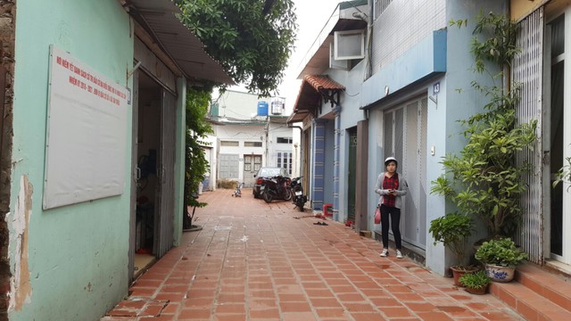 Nhiều hộ dân ngõ 307 đường Nguyễn Xiển đang sinh sống trên khu đất thuộc dự án “cao ốc nghĩa trang”.
