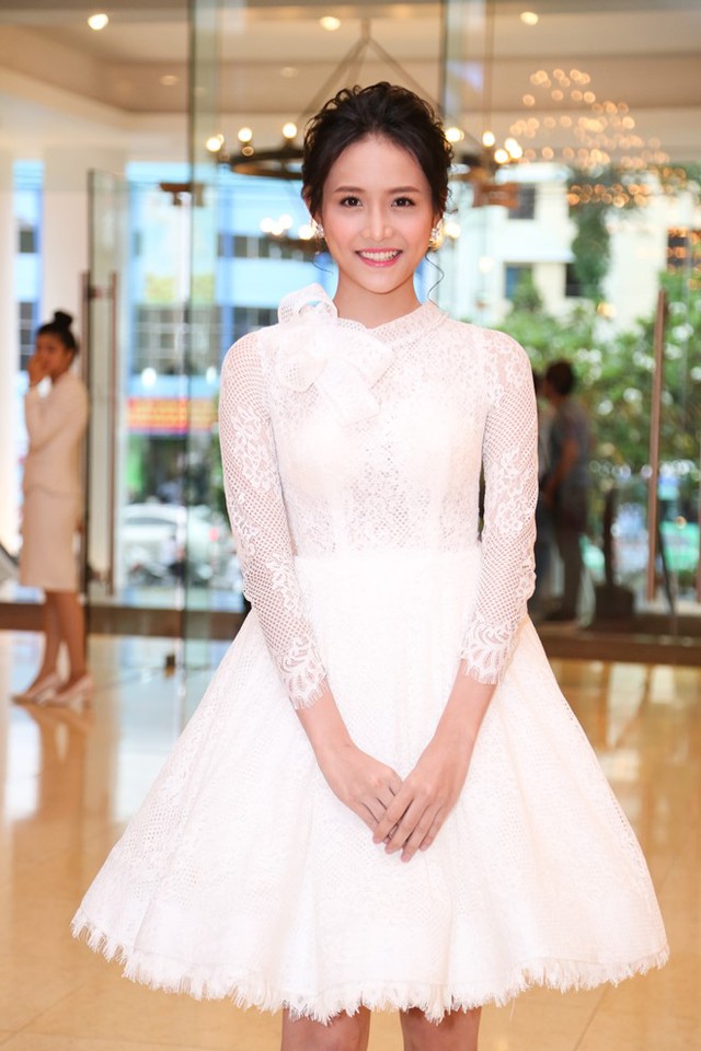 
Trương Mỹ Nhân từng là thí sinh Hoa hậu Việt Nam 2014 cũng góp mặt ở họp báo với vai trò khách mời.
