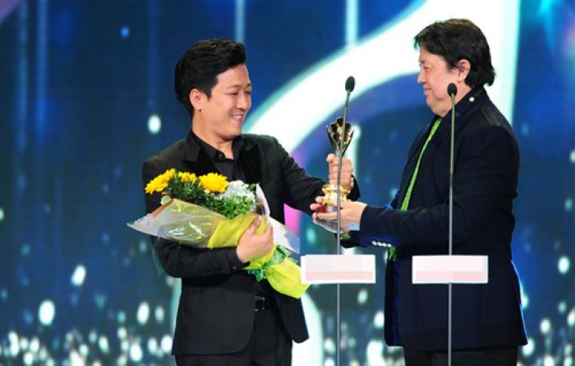 Trường Giang vượt qua Hoài Linh đoạt giải Mai Vàng ở mục Nam diễn viên hài và Nam diễn viên sân khấu (Ảnh: Lý Võ Phú Hưng)