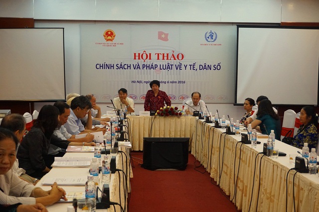 
Toàn cảnh Hội thảo Chính sách và pháp luật về y tế, dân số diễn ra ngày 27/6 tại Hà Nội. Ảnh N.Mai

