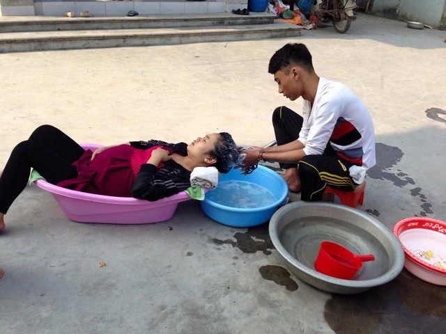 Bức ảnh g&acirc;y sốt tại nhiều diễn đ&agrave;n với h&agrave;ng trăm lượt chia sẻ v&agrave; h&agrave;ng ngh&igrave;n b&igrave;nh luận.