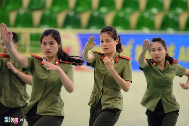 Nổi bật tại sự kiện là màn biểu diễn võ thuật và thi đấu của các nữ chiến sĩ.