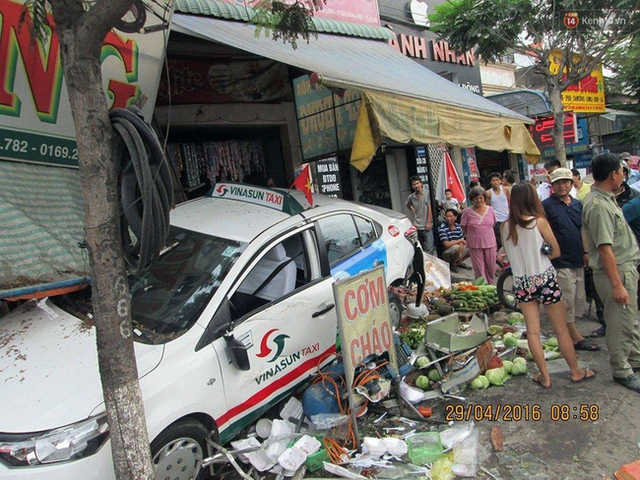 Vụ tai nạn khiến nhiều người nhập viện trong tình trạng nguy kịch.