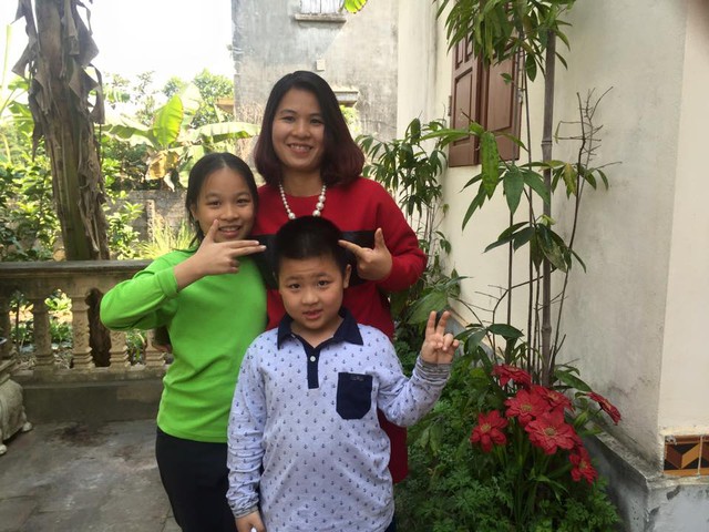 
Chị Trang và các con
