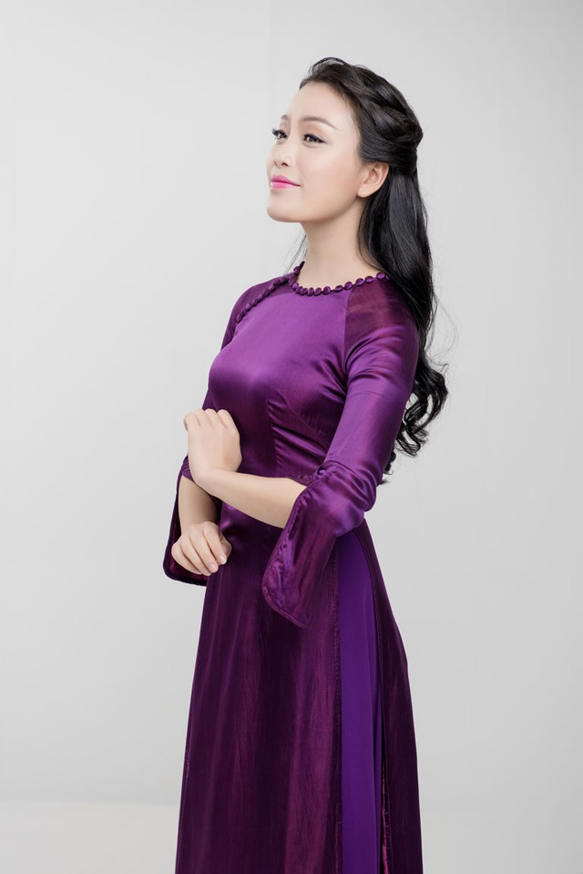 
Nữ ca sĩ Huyền Trang tiếc nuối trước sự ra đi của Trần Lập
