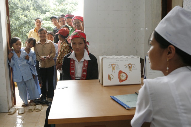 Các em gái được học hành và khỏe mạnh sẽ có nhiều cơ hội để phát huy hết tiềm năng. Ảnh: Dương Ngọc