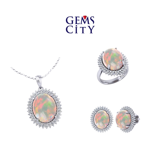 
Nhờ hiệu ứng lóe màu sặc sỡ (màu cầu vồng) nên viên đá opal có các màu của những loại đá quý khác gộp lại, giống như tình yêu Mẹ dành cho con lớn hơn tất thảy mọi tình yêu trên cuộc đời.
