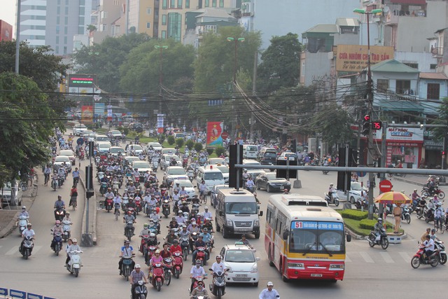 
Việc cấm xe máy ở Hà Nội mới chỉ ở dạng dự thảo. Ảnh CT
