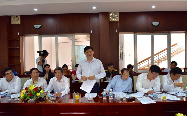 
Thứ trưởng Nguyễn Thanh Long đã dẫn đầu đoàn công tác đến làm việc với các tỉnh, thành phố mà du khách này đặt chân đến. Ảnh: TL
