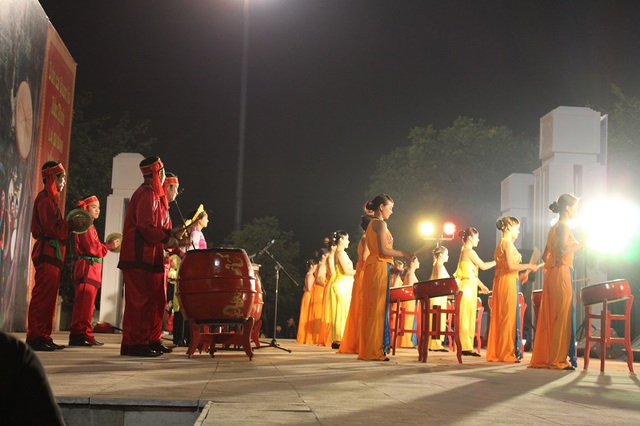 
Đêm hội được dàn dựng bởi Nhà hát dân ca quan họ Bắc Ninh.
