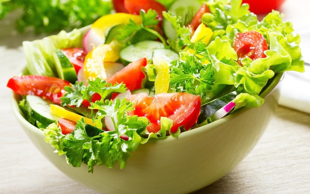 Salad không chỉ mát mà còn rất bổ dưỡng