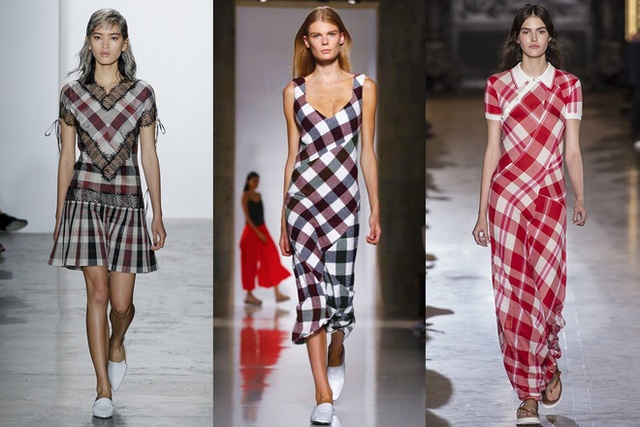 Gingham (kẻ ô vuông) là một trong những xu hướng họa tiết dẫn đầu trên sàn diễn Xuân Hè năm nay. Đầu năm, Victoria Beckham (mẫu thiết kế ở giữa) và Stella McCartney (mẫu thiết kế bên phải) là hai trong số nhà mốt lăng xê mạnh nhất họa tiết này. Bắt nguồn từ genggang trong tiếng Malaysia nghĩa là sọc, gingham du nhập vào châu Âu từ thế kỷ 17. Từ đó, các mẫu thiết kế gingham đã phát triển từ sọc trơn biến thành kẻ ca rô chìm. Đầu năm ngoái, với sự lăng xê của Altuzarra, Oscar de la Renta, Michael Kors..., loại họa tiết này đã hâm nóng làng mốt và tiếp tục được duy trì đến năm nay.