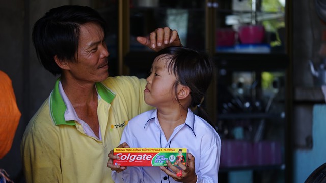 Học bổng Colgate mang đến th&ecirc;m những niềm vui v&agrave; hy vọng cho c&aacute;c bậc phụ huynh v&agrave; c&aacute;c em nhỏ về một tương lai tươi s&aacute;ng.