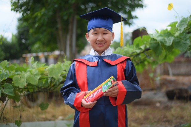 Những nụ cười rạng rỡ của c&aacute;c em nhỏ ch&iacute;nh l&agrave; những m&oacute;n qu&agrave; &yacute; nghĩa nhất d&agrave;nh cho h&agrave;nh tr&igrave;nh Học bổng Colgate.