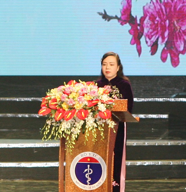 
Bộ Trưởng Bộ Y tế Nguyễn Thị Kim Tiến phát biểu tại buổi lễ kỷ niệm. Ảnh: Trần Minh
