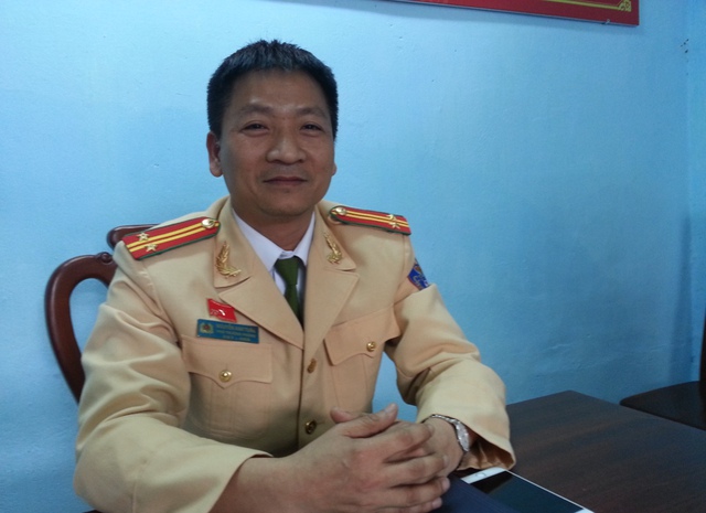 Trung tá Nguyễn Anh Tuấn, Phó trưởng Phòng CSGT Công an tỉnh Thừa Thiên - Huế. Ảnh Đức Hoàng