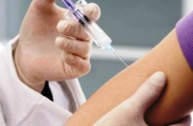 Hơn 120 nghìn trẻ vị thành niên ở TP.HCM sẽ được tiêm vắc xin Sởi- Rubella trong chiến dịch sắp tới.