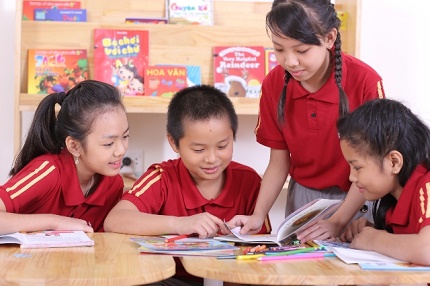 Ph&aacute;t triển kỹ năng sống v&agrave; vui học tiếng Anh c&ugrave;ng trại h&egrave; Vinschool 2014 5