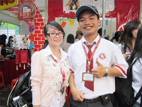 4 bạn trẻ th&agrave;nh triệu ph&uacute; khi đang đi học 2