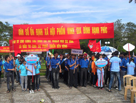 Mít tinh hưởng ứng Tháng Hành động Quốc gia về Dân số năm 2012 1 Mít tinh hưởng ứng Tháng Hành động Quốc gia về Dân số năm 2012 1