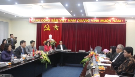 Tổng cục DS-KHHGĐ tiếp đo&agrave;n đại biểu Cơ quan D&acirc;n số Quốc gia Indonesia 1