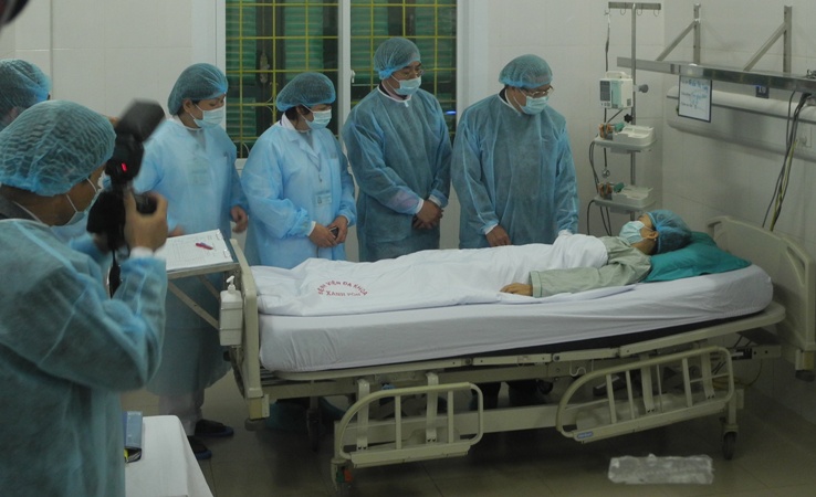 X&uacute;c động l&aacute; thư cuối năm của một vị b&aacute;c sĩ gi&agrave;u t&acirc;m huyết 2