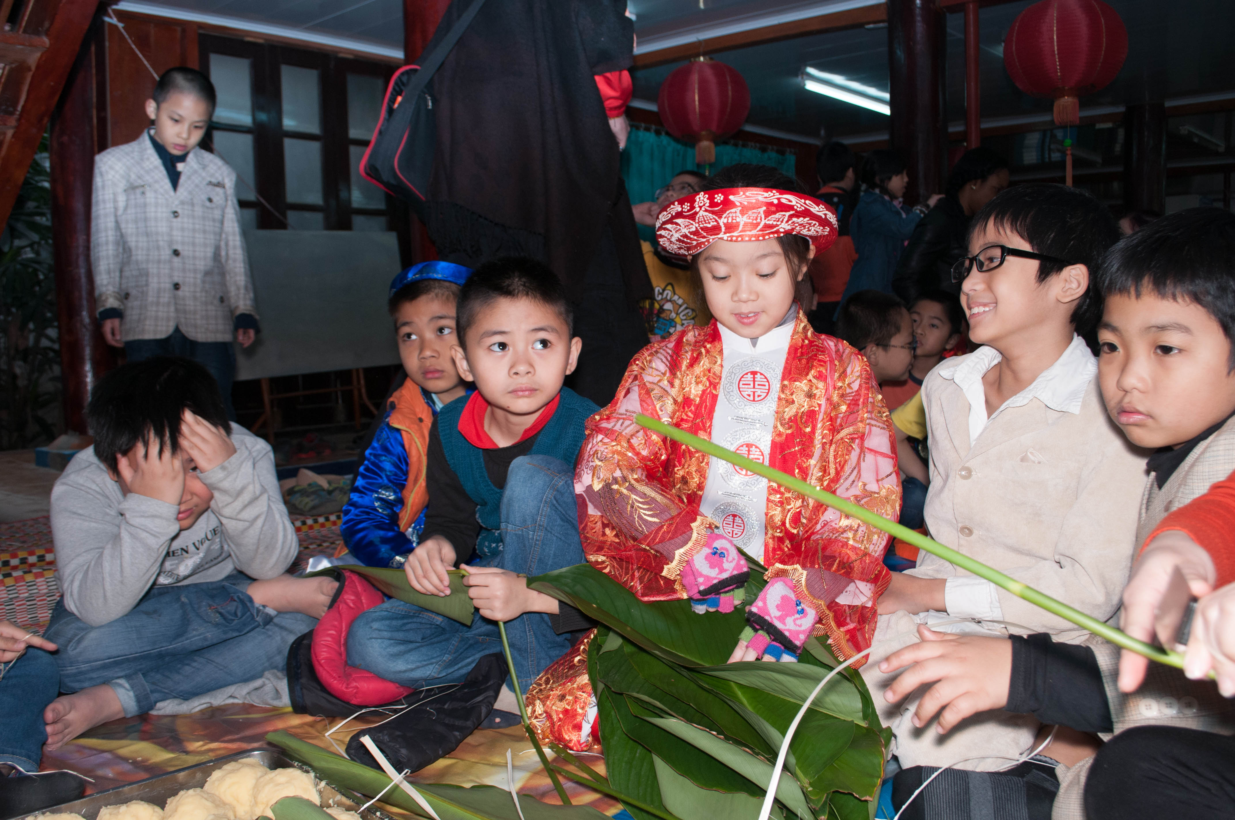 Dạy trẻ trân trọng văn hóa dân tộc qua ngày hội gói bánh chưng 3