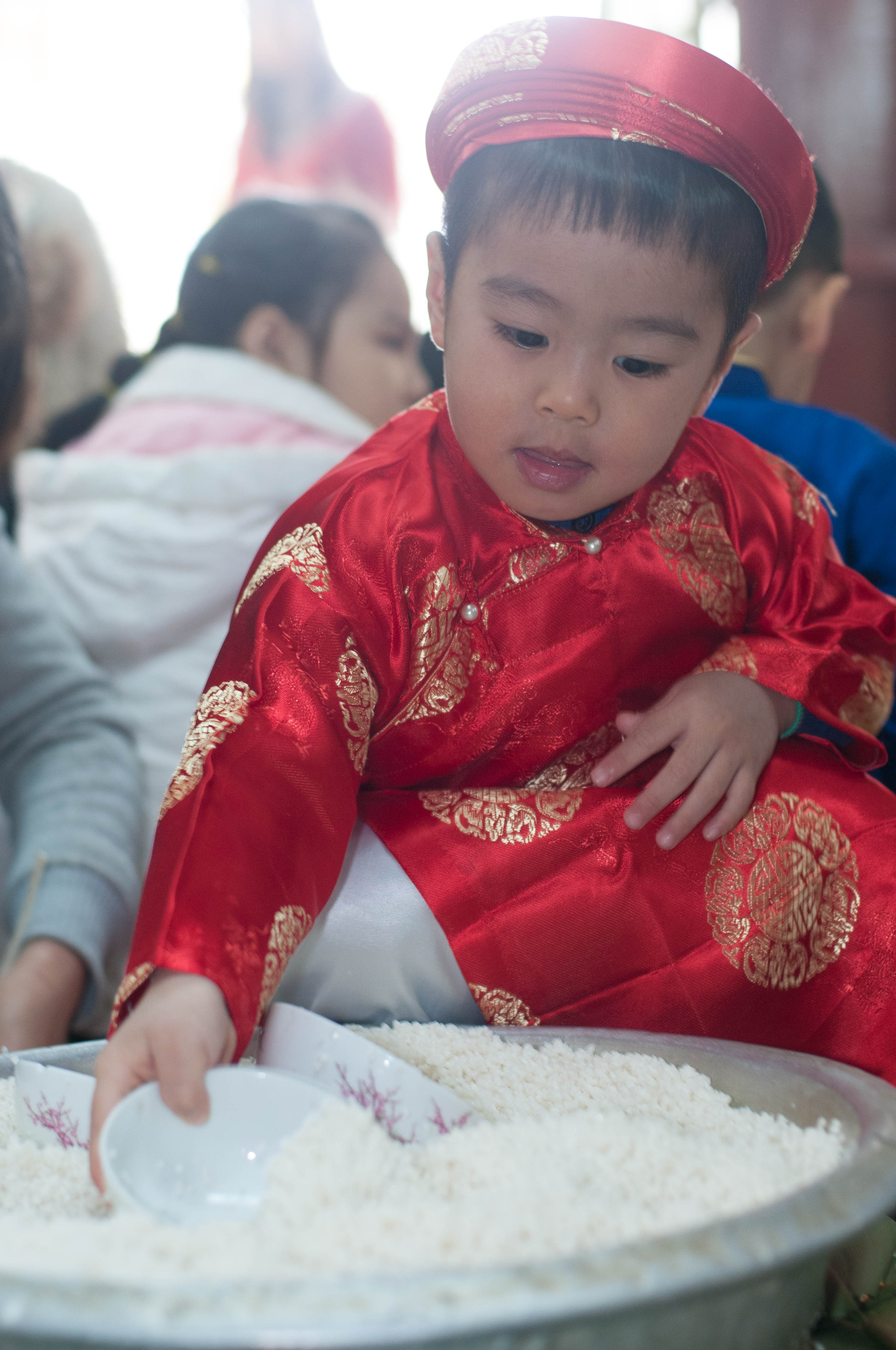 Dạy trẻ trân trọng văn hóa dân tộc qua ngày hội gói bánh chưng 4