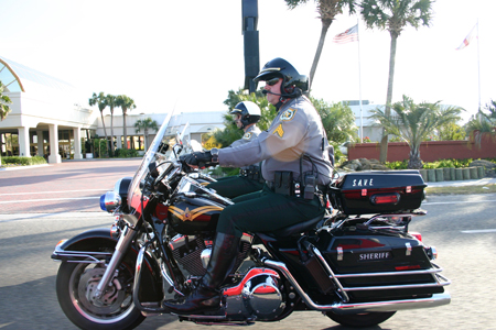 Ngắm cảnh sát giao thông...bụng phệ ở Mỹ 2 Ngắm cảnh sát giao thông...bụng phệ ở Mỹ 2