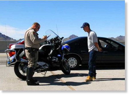 Ngắm cảnh sát giao thông...bụng phệ ở Mỹ 8 Ngắm cảnh sát giao thông...bụng phệ ở Mỹ 8