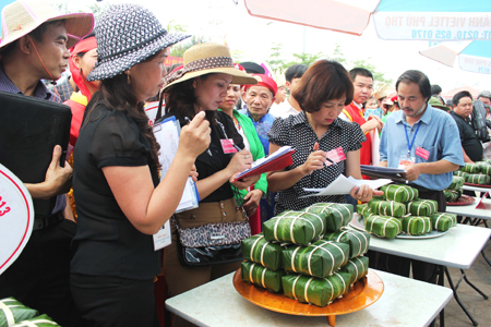 Độc đáo bánh Lang Liêu ngày Giỗ Tổ 5