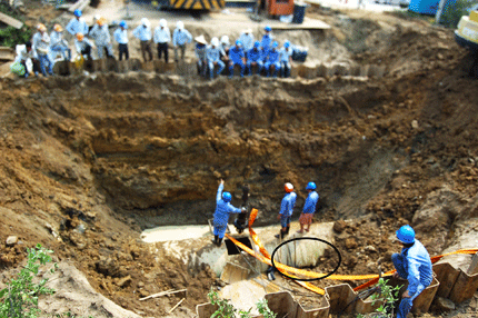 H&agrave; Nội mất nước sạch: D&acirc;n khổ, Gi&aacute;m đốc nước sạch cũng k&ecirc;u khổ 1